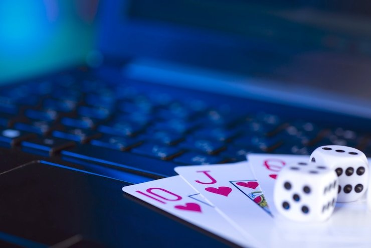 Meja Teen Patti virtual untuk pengguna dewasa